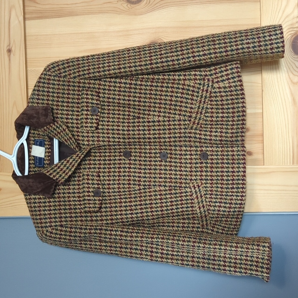 Vintage wool blazer, Made in Dominican Republic. Perfect for the holidays